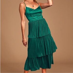 Lulus Green Tiered Midi Dress